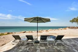 Beach Amore - Image 2