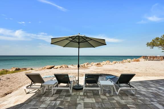 Beach Amore - Image 2